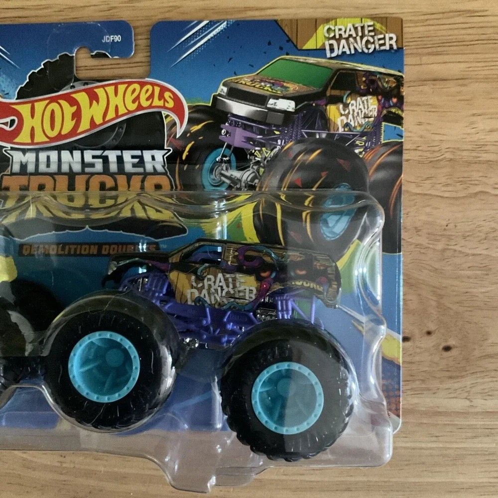 Mattel‎ Hot Wheels Monster Trucks Demolition Doubles, Totaled And Crate Danger